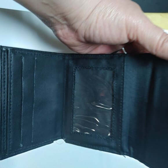 Design Collection Women Black Burgundy Leather Wallet Snap closure, Gift for Her - Picture 5 of 11